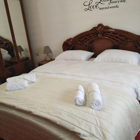 Aunt'S Place Shkodër エクステリア 写真
